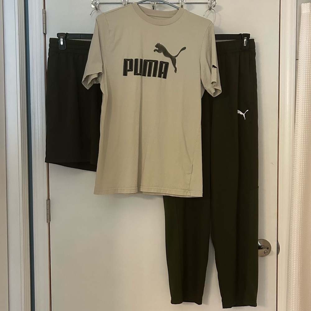 3 pc Puma Men’s Medium set - T-shirt, pants and shorts